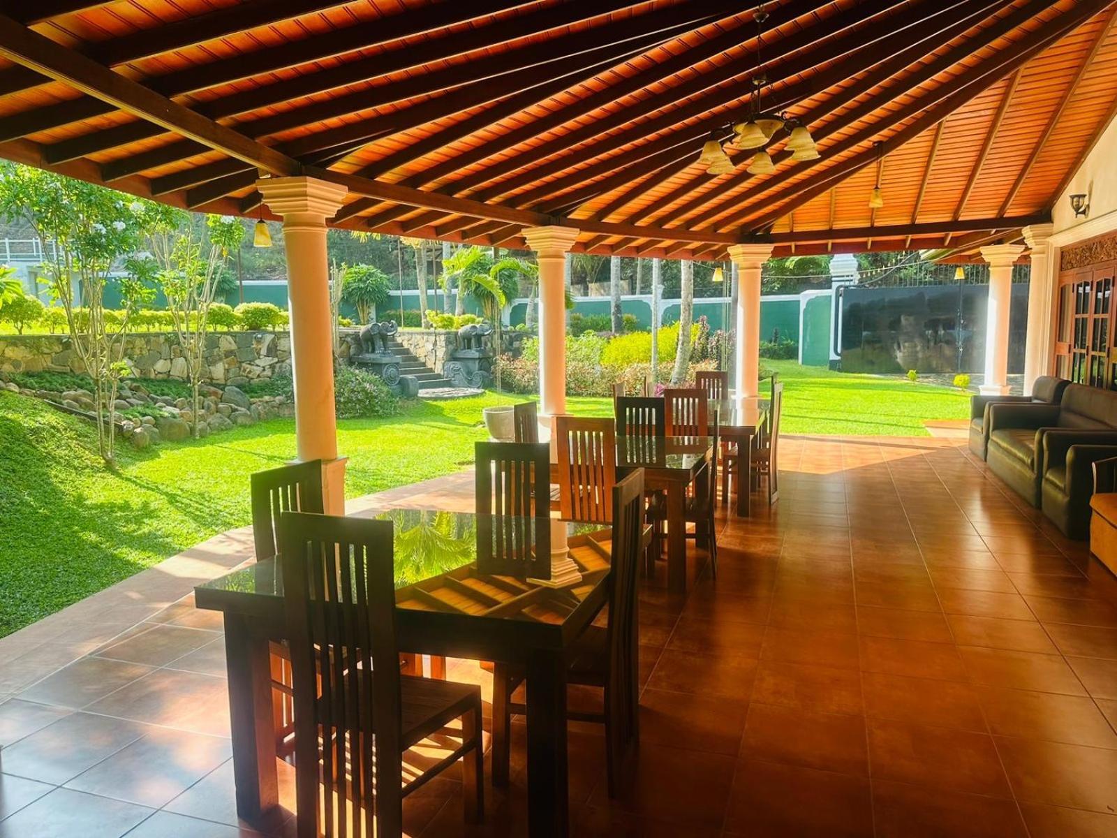 The Kings Villa