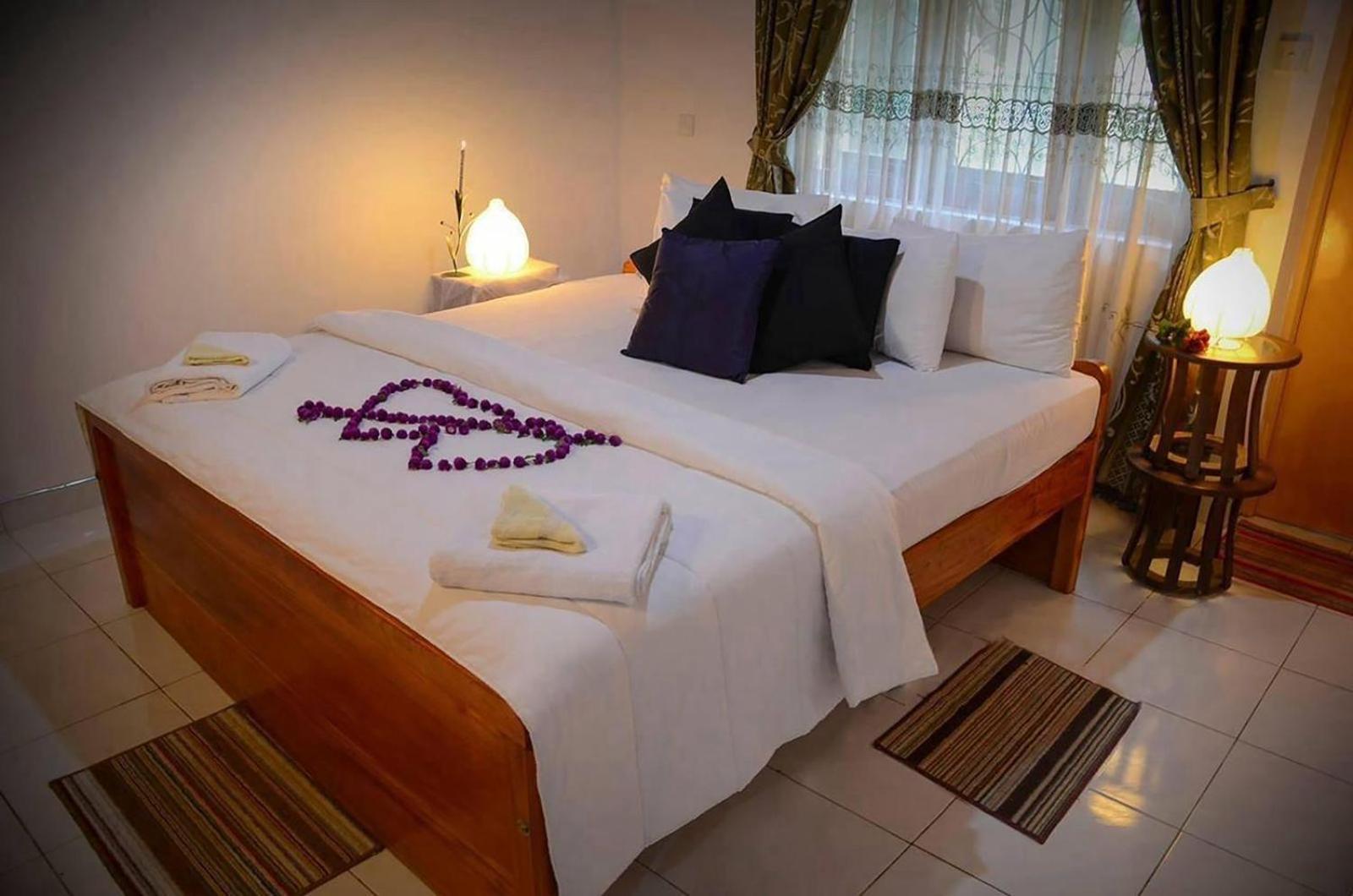The Kings Hotel 3*